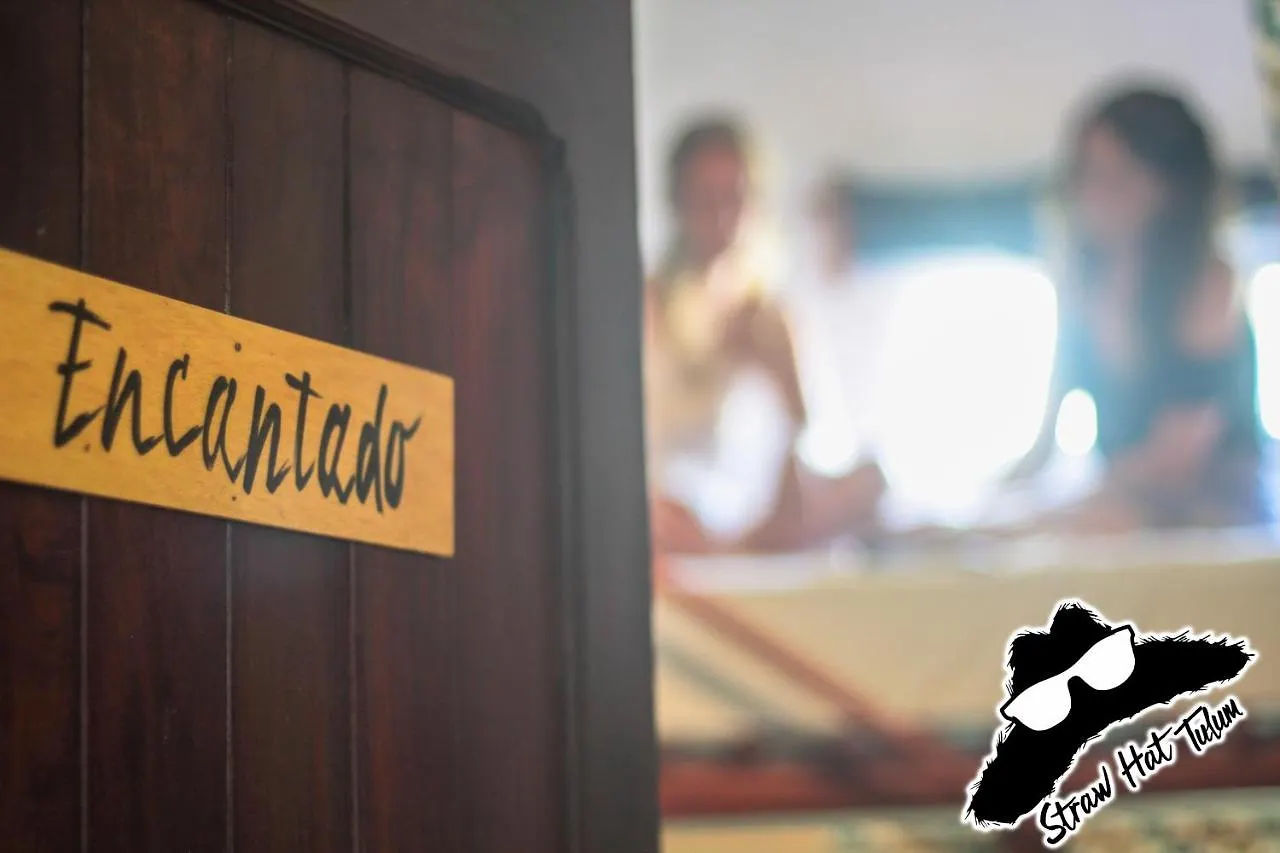 Straw Hat Hostel & Rooftop Bar Tulum