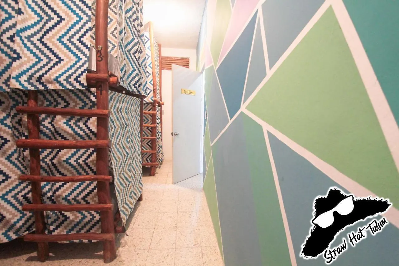 Straw Hat Hostel & Rooftop Bar Tulum